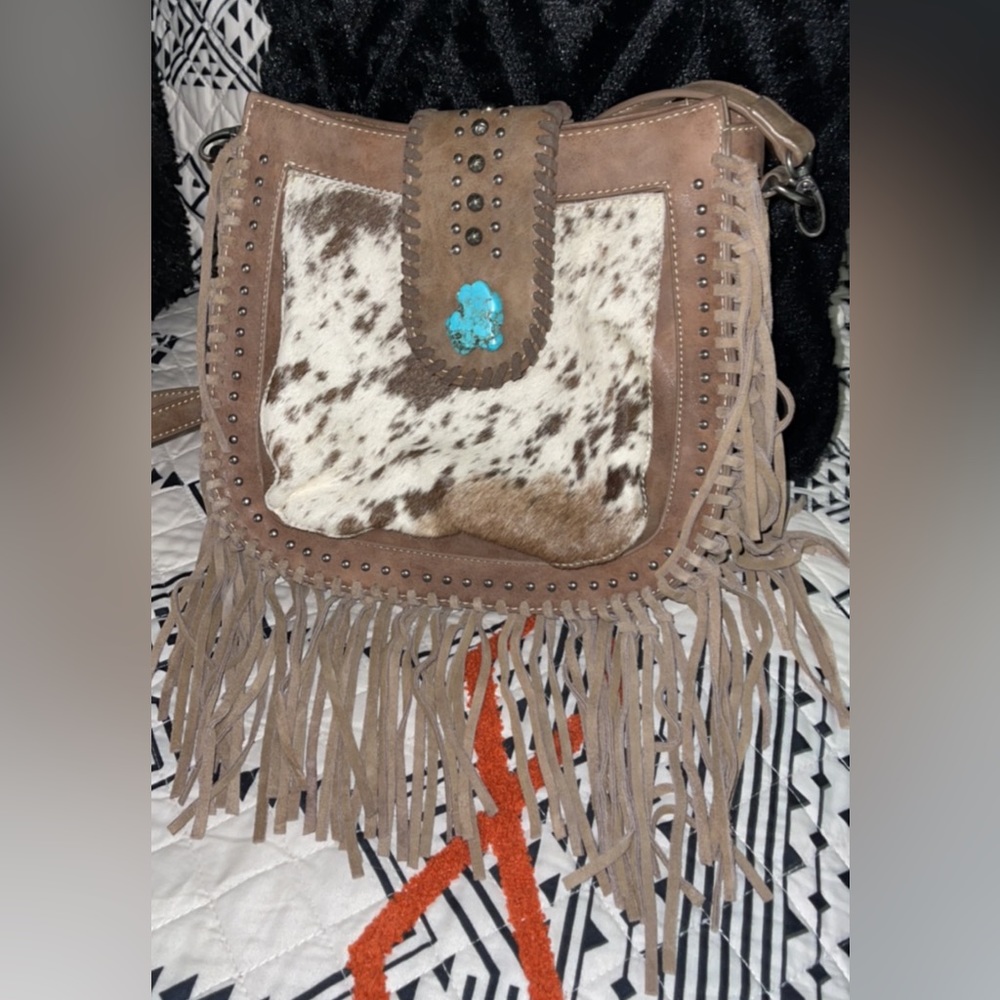 Trinity Ranch concealed carry crossbody